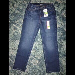 Mid-Rise Straight Leg Jeans